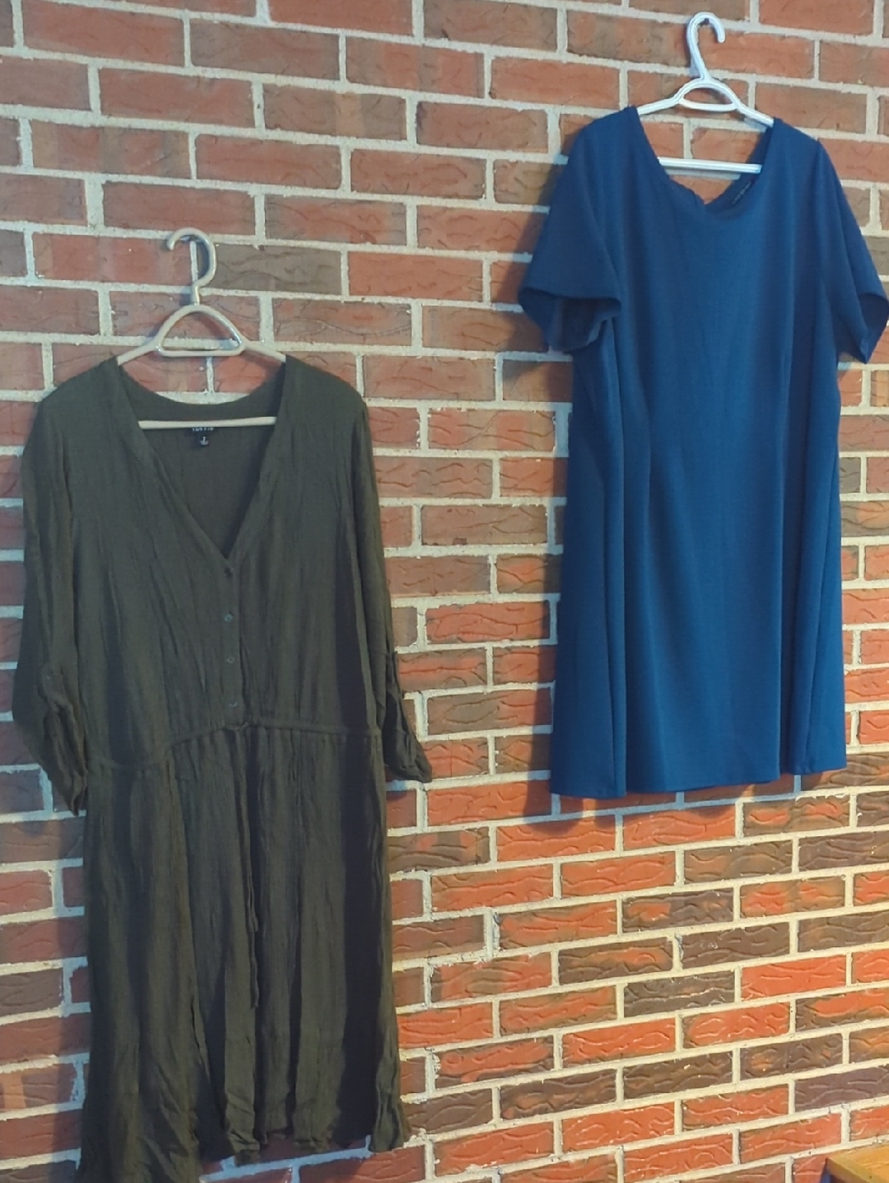 Blue Short-Sleeve V-Neck Women's Dress